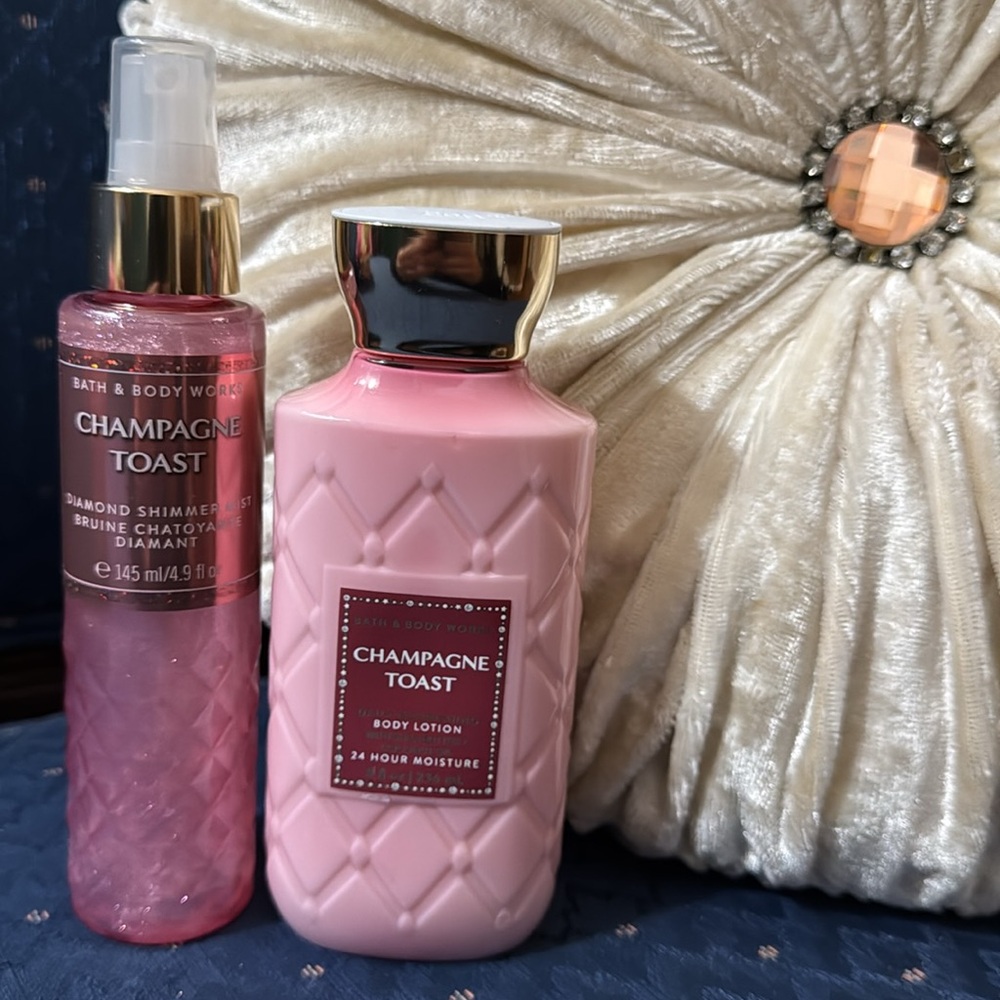 BATH & BODY WORKS SET. . . CHAMPAGNE TOAST SCENT - Picture 2 of 6